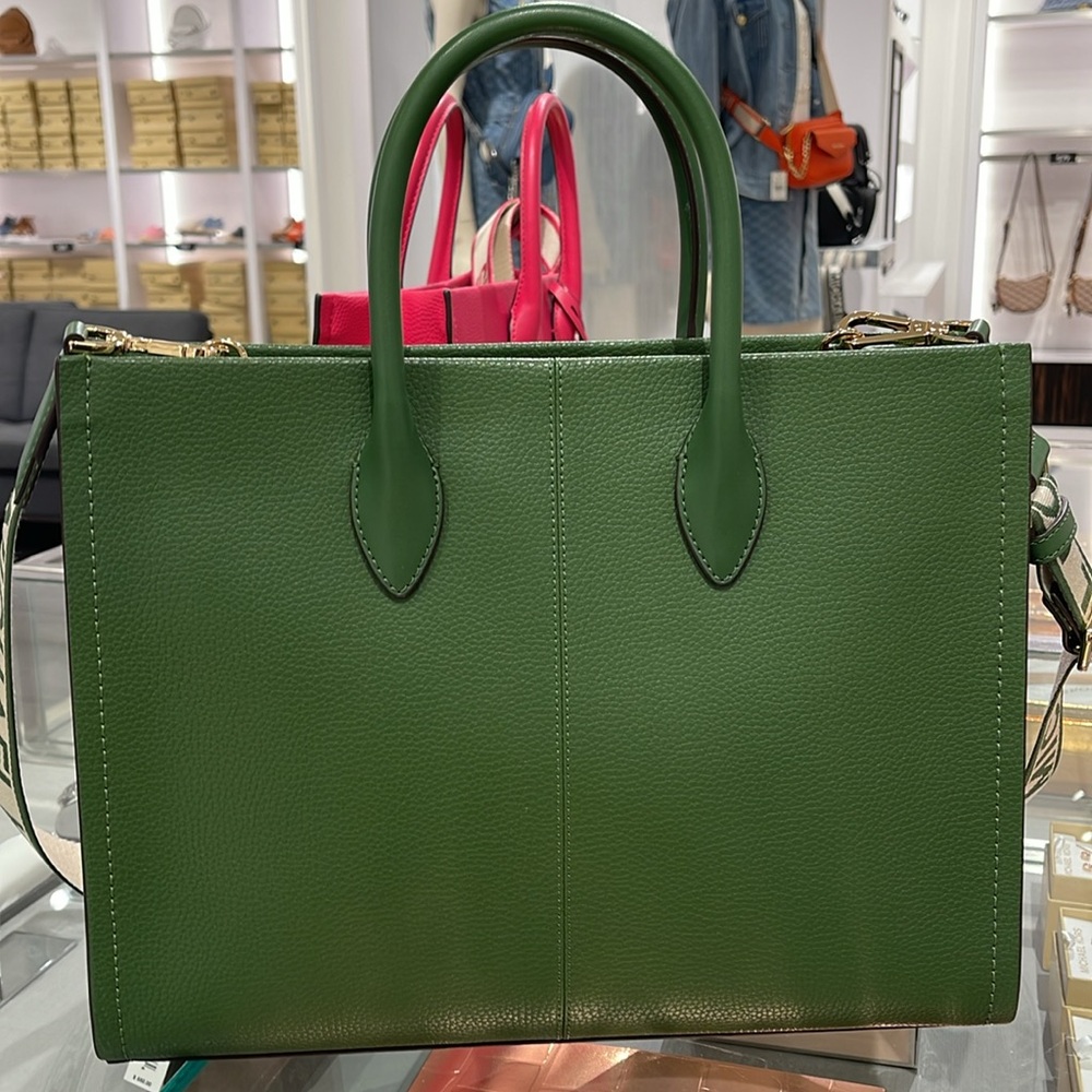 Michael Kors Mirella Medium East West Pebbled Leather Tote Shopper Bag MK EW
NWT - Picture 8 of 16